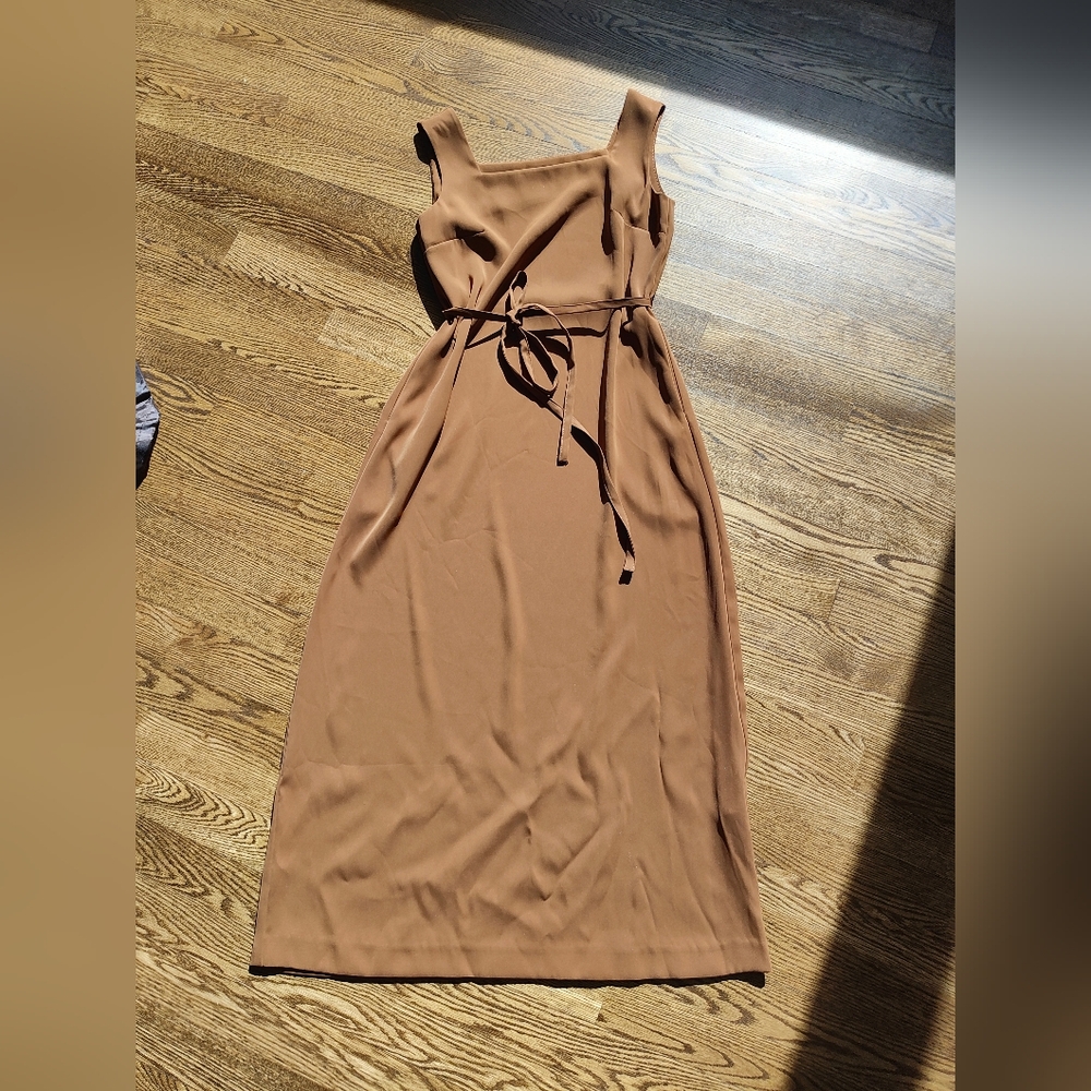 Elegant Tan Sleeveless Dress
